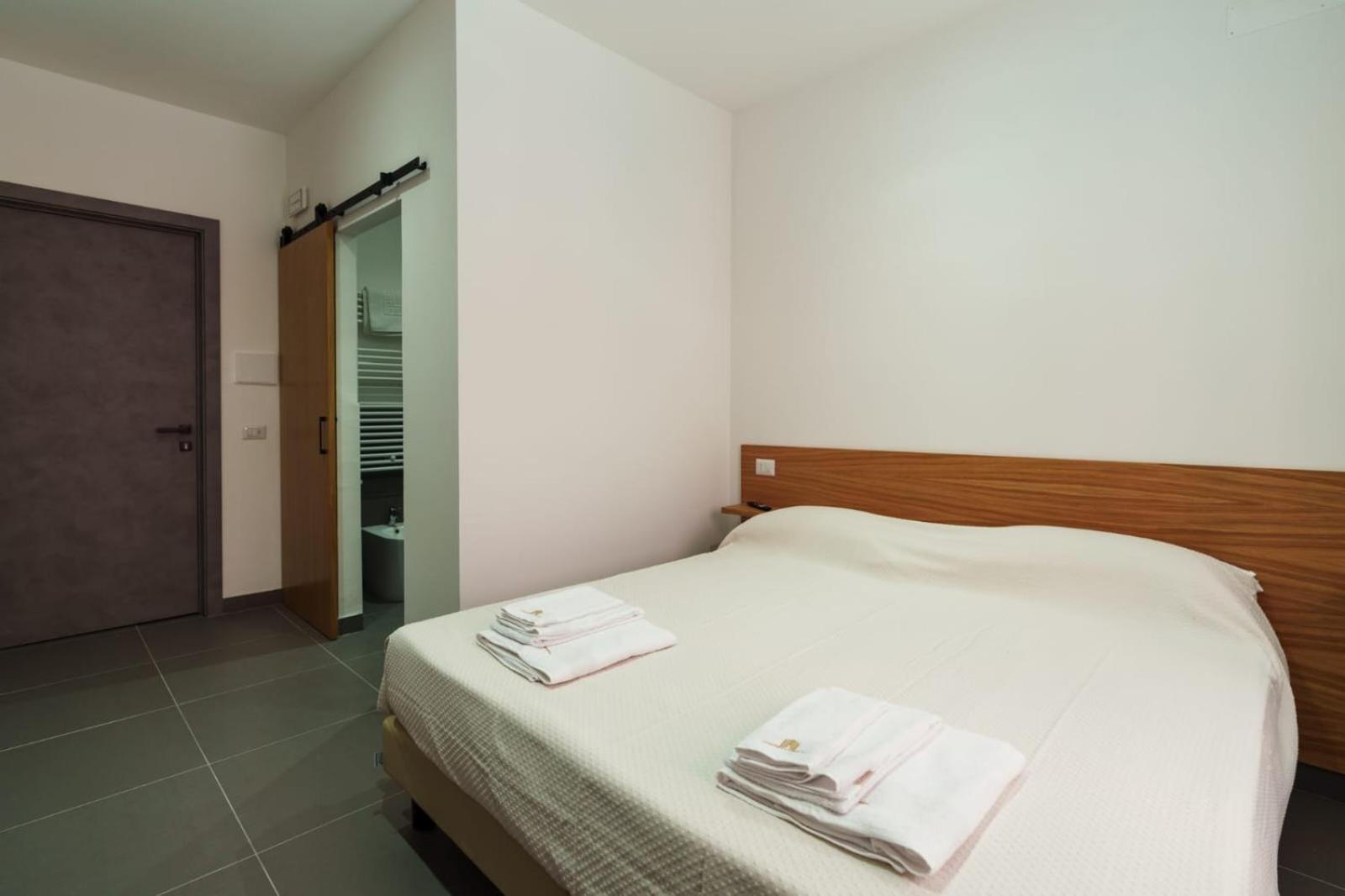 Camere Cavour Macerata Exteriör bild