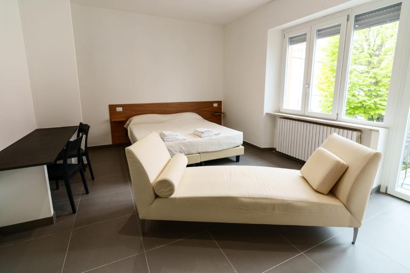 Camere Cavour Macerata Exteriör bild